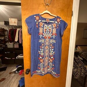 NWOT- Los Angels Embroidered Dress